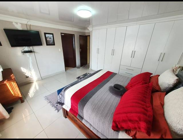 3 BEDROOM HOUSE FOR SALE IN THE ORCHARDS